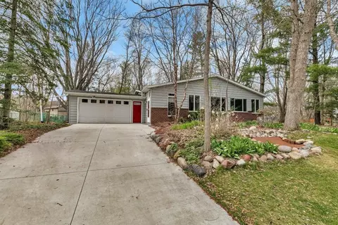 805 2nd Ave N, Sartell, MN 56377