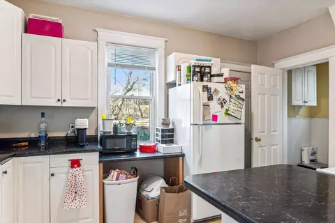 1725 E 5th St, Duluth, MN 55812 photo 4