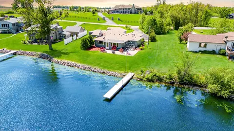 3693 Chappuis Trl, Faribault, MN 55021
