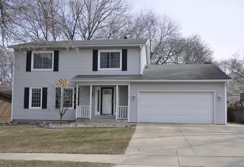 3418 Chalet Dr NW, Rochester, MN 55901