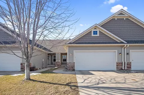 1056 Provence Ln, Waconia, MN 55387