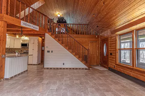 Entry Way - 14966 210th St, Osakis, MN 56360 photo 1 of 1