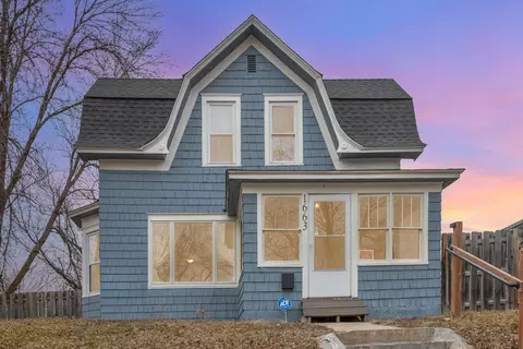 1663 Reaney Ave, Saint Paul, MN 55106