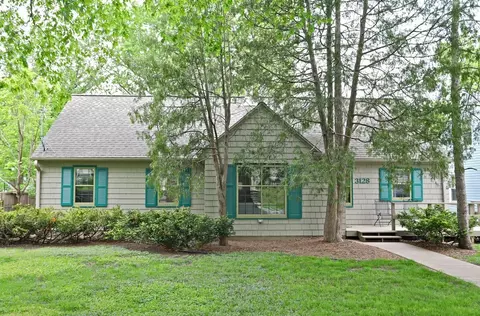 3128 Florida Ave S, Saint Louis Park, MN 55426