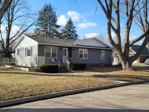 801 Main St, Good Thunder, MN 56037