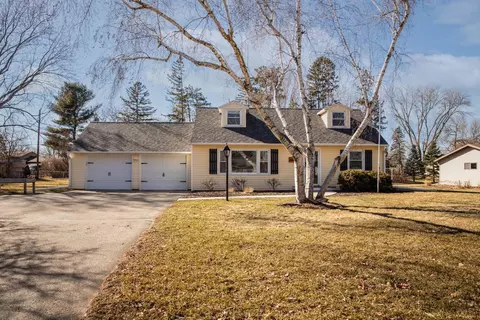2669 Erin Ln NE, Rochester, MN 55906