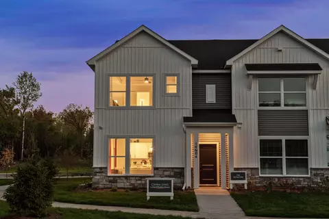 14604 Twin Lakes Cir, Burnsville, MN 55306