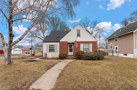 556 16th Ave N, South Saint Paul, MN 55075