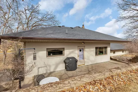 Exterior - 310 Montrose Rd, Saint Cloud, MN 56301 photo 5 of 10