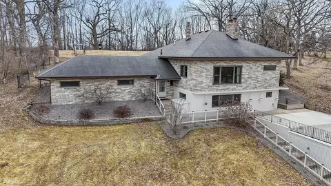 Exterior - 310 Montrose Rd, Saint Cloud, MN 56301 photo 9 of 10