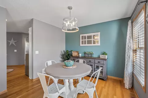 Dining - 1970 Wenz Ave, Chaska, MN 55318 photo 2 of 4