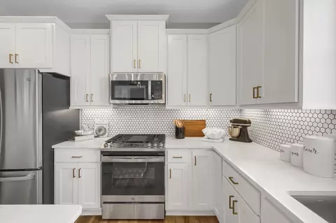 Kitchen - 20119 79th Pl, Corcoran, MN 55340 photo 3 of 5