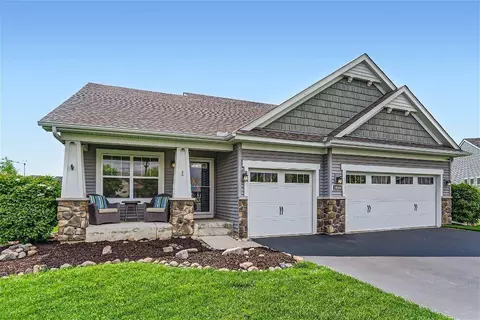 14064 Adrian Ct, Rosemount, MN 55068