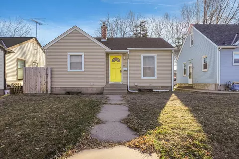 4917 6th St NE, Columbia Heights, MN 55421