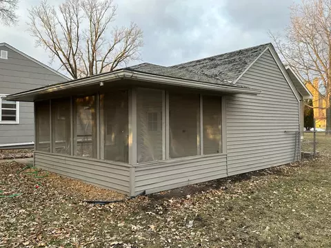 304 N A St, Marshall, MN 56258 photo 26