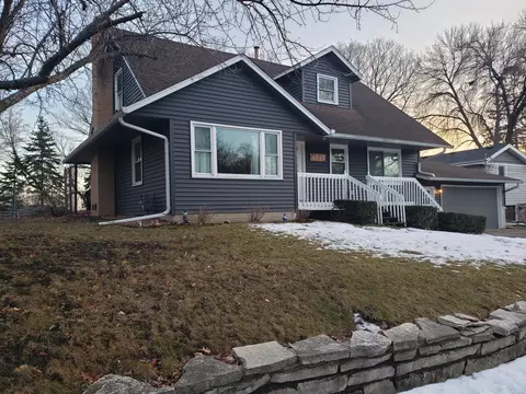 4849 Hanover Rd, Mound, MN 55364