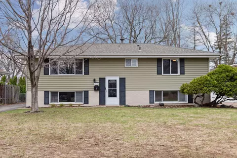 2820 Oregon Ave S, Saint Louis Park, MN 55426