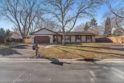 7914 Wyoming Ave S, Bloomington, MN 55438