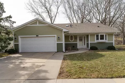 122 Meadow Run Dr SW, Rochester, MN 55902