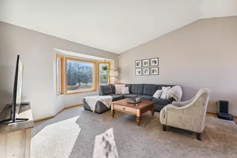 6715 Quantico Ln N, Maple Grove, MN 55311 photo 5