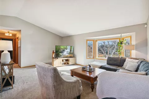 6715 Quantico Ln N, Maple Grove, MN 55311 photo 6