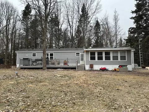 8256 Arrow Dr SW, Motley, MN 56466