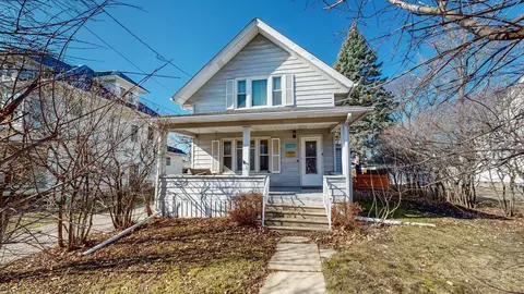 203 9th Ave SE, Rochester, MN 55904