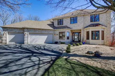 11624 Raspberry Hill Rd, Eden Prairie, MN 55344
