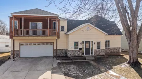 1222 13th St E, Glencoe, MN 55336