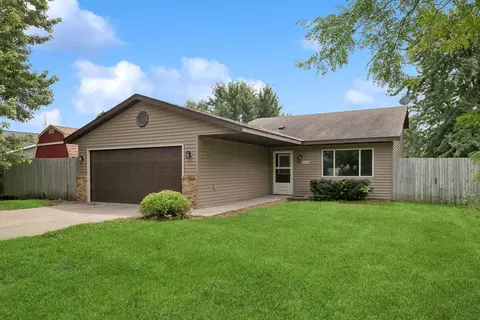 5124 Martin Dr, Monticello, MN 55362