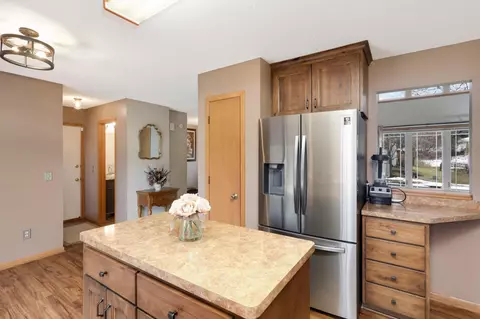 4032 Pennsylvania Ave, Eagan, MN 55123 photo 4
