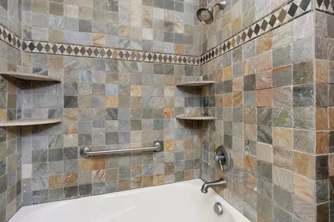4032 Pennsylvania Ave, Eagan, MN 55123 photo 20