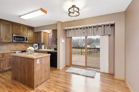 4032 Pennsylvania Ave, Eagan, MN 55123 photo 6