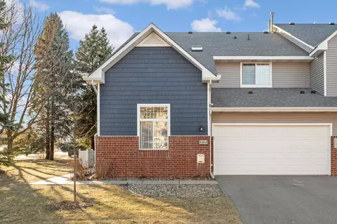 8484 Kimball Dr, Eden Prairie, MN 55347