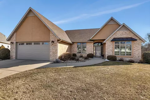 1503 Highland Trl, Saint Cloud, MN 56301