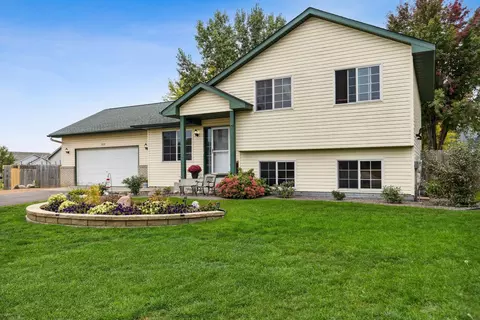 808 Griffing Park Rd, Buffalo, MN 55313