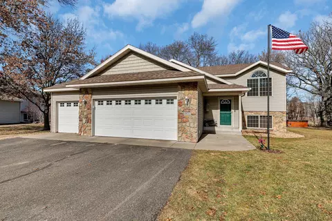 1907 Maple Ln, Saint Cloud, MN 56304