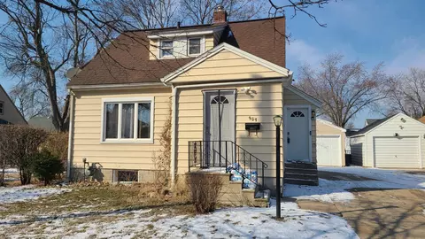 907 11th St NW, Austin, MN 55912 photo 2