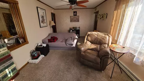 907 11th St NW, Austin, MN 55912 photo 6