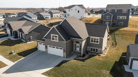 1668 Brandt Dr NE, Byron, MN 55920