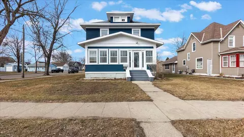 532 Birch St S, Sauk Centre, MN 56378