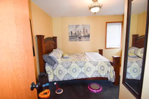 Bedroom - 411 Sutton St, Argyle, MN 56713 photo 2 of 7