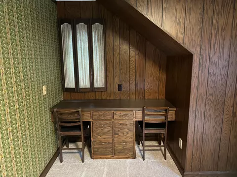 Bath - 730 N Park Pl, Saint Cloud, MN 56301 photo 4 of 6