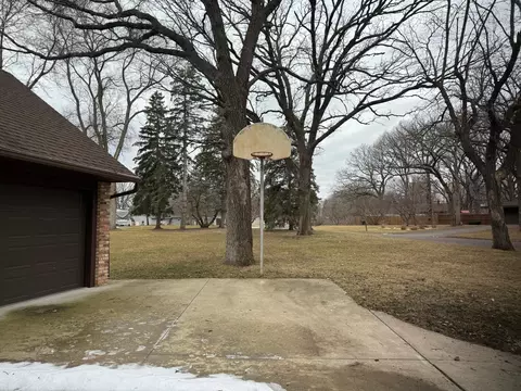 Exterior - 730 N Park Pl, Saint Cloud, MN 56301 photo 17 of 25