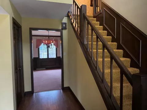 Entry Way - 730 N Park Pl, Saint Cloud, MN 56301 photo 3 of 7