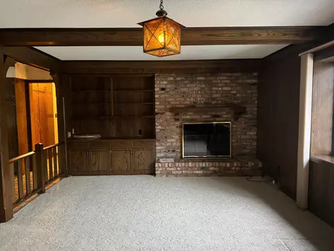 Living - 730 N Park Pl, Saint Cloud, MN 56301 photo 4 of 4