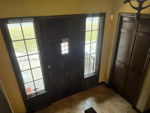 Entry Way - 730 N Park Pl, Saint Cloud, MN 56301 photo 1 of 7
