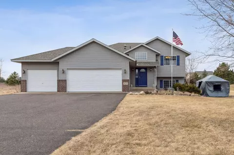 4650 316th Ln, Stacy, MN 55079