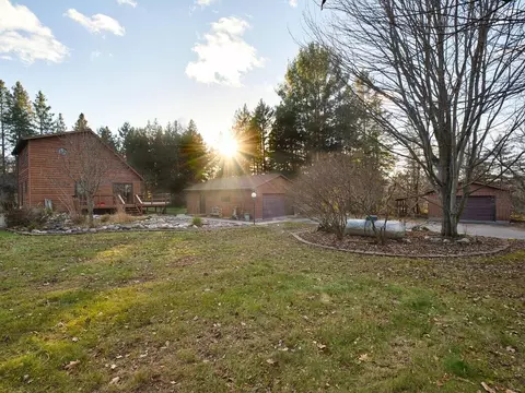 912 Trout Lake Rd, Grand Rapids, MN 55744