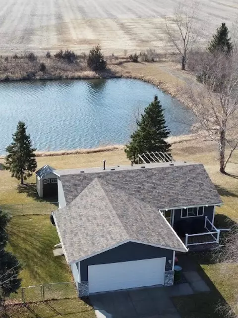 5370 Mallard Ln, Monticello, MN 55362